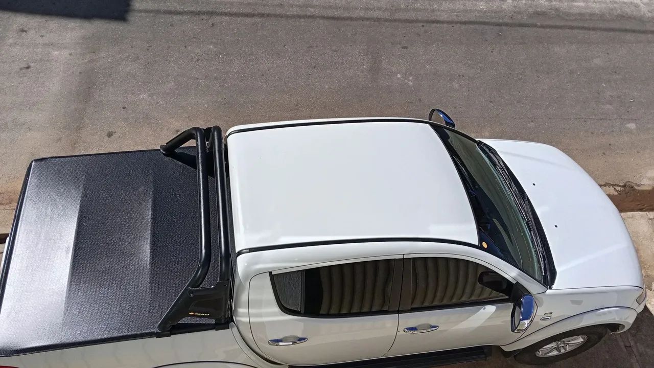 Mitsubishi L200 2015