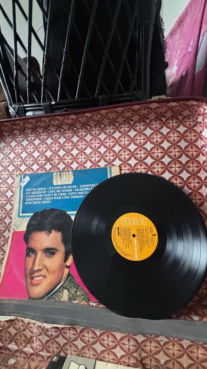 LP Elvis Presley - Disco de Ouro 1977 | RCA Vinil Brasileiro - Foto 2