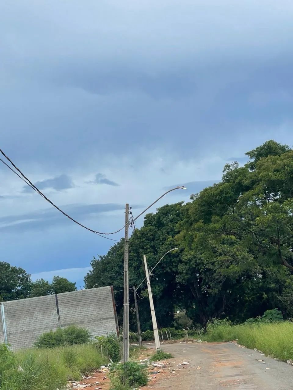 Vendo ou troco por carro - Foto 4