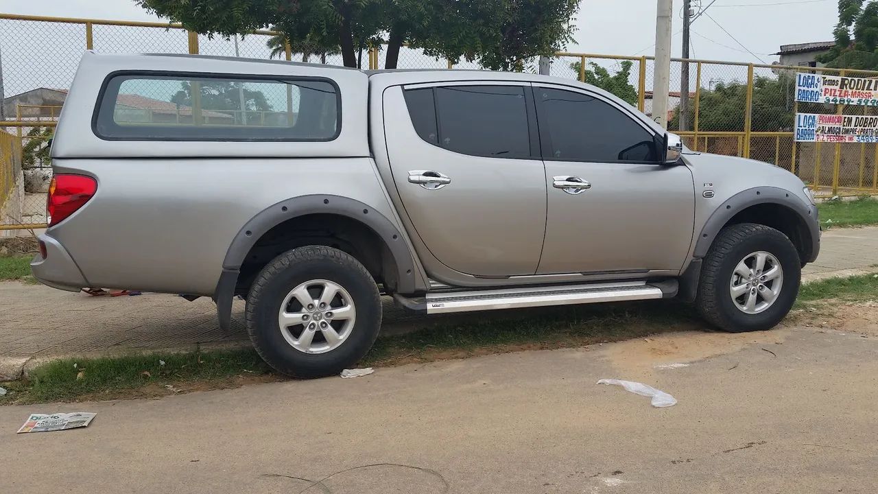 Capota fibra TRITON GLS carroceria longa - Foto 3