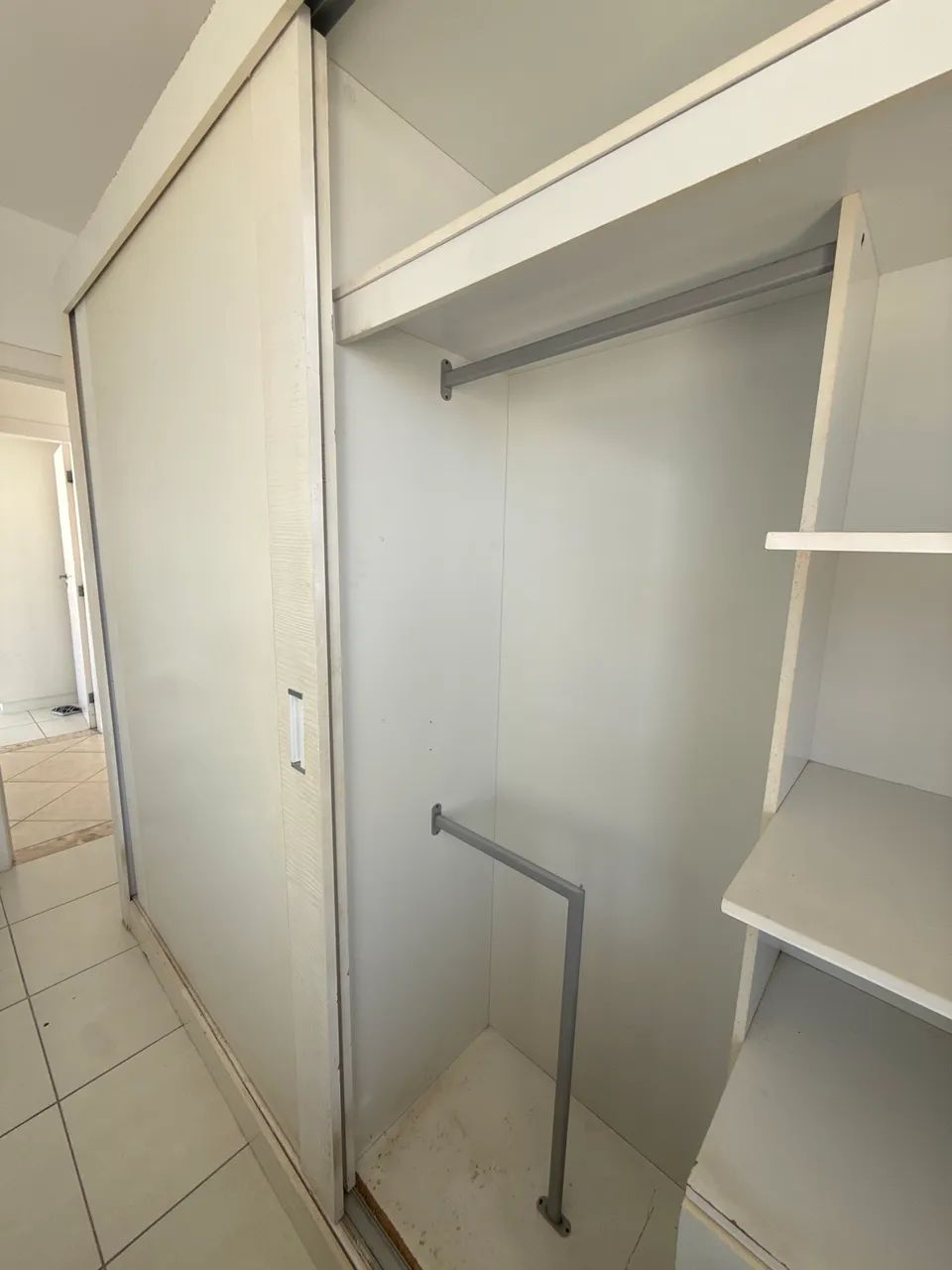 GUARDA-ROUPA 2,70 m - Foto 3