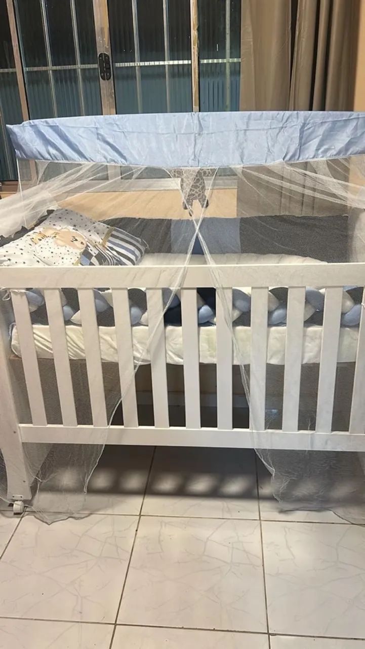 Berço para bebê montado completo 