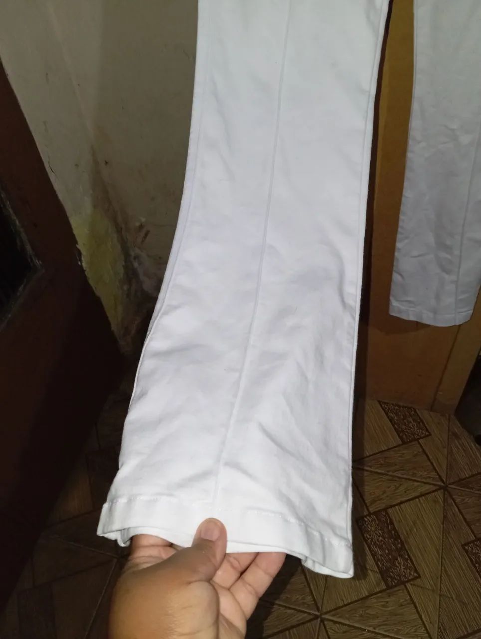 Calça jeans com lycrabranca  - Foto 4