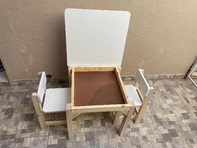 Mesa infantil, com baúzinho  - Foto 4