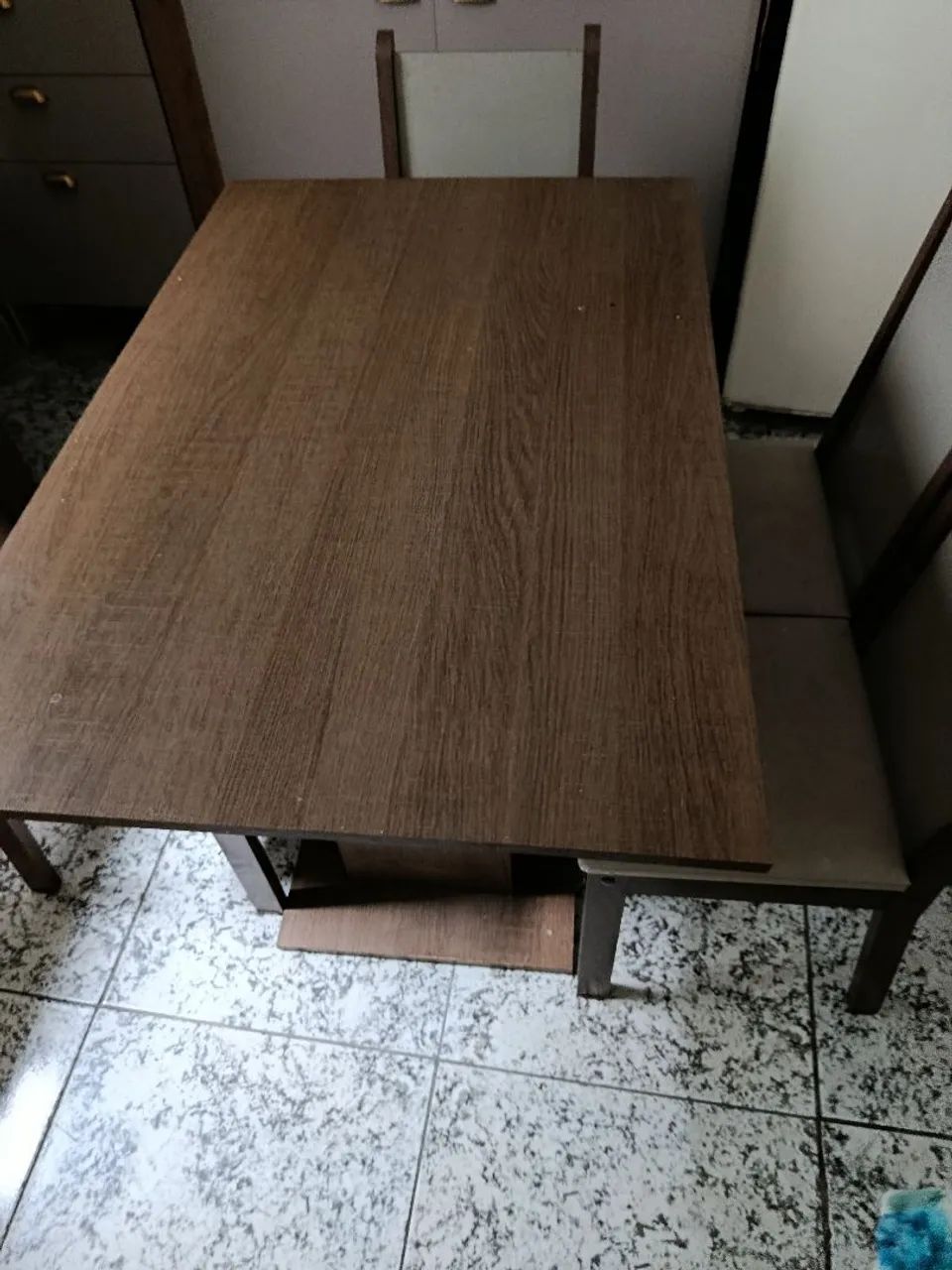 Mesa cm 4 cadeiras  - Foto 2