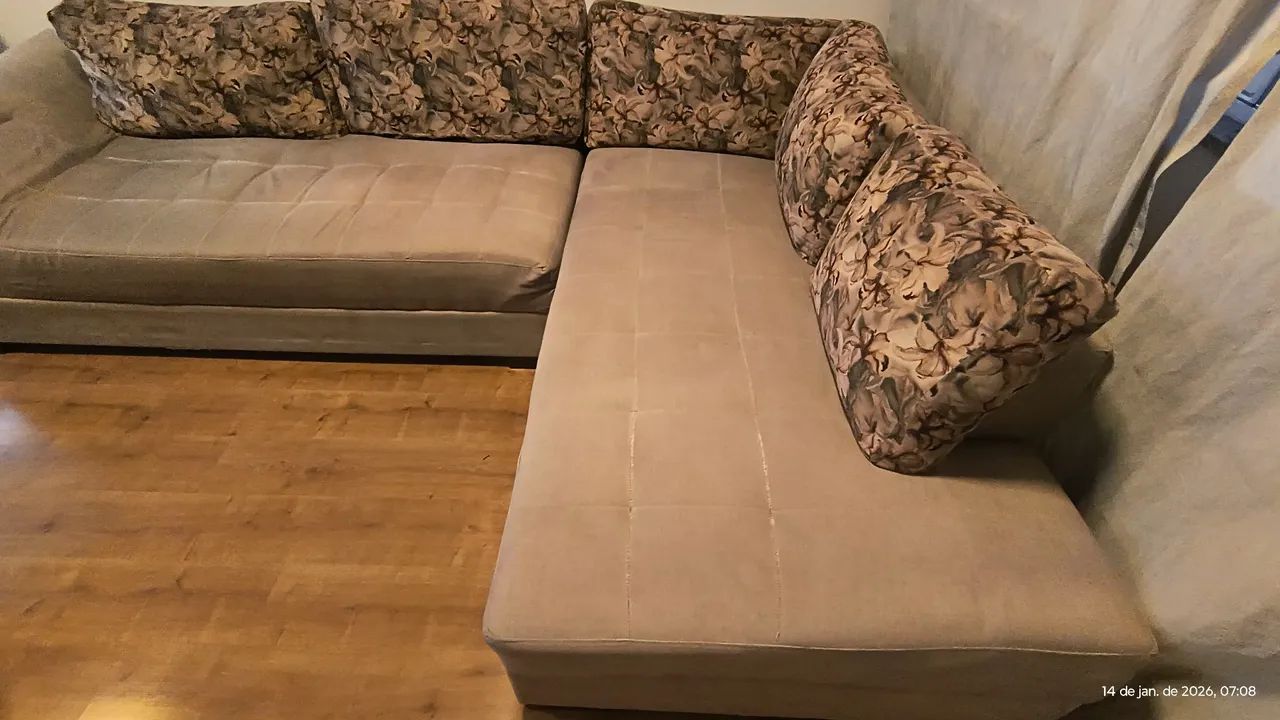 Sofá 4 lugares - Semi novo.  - Foto 4