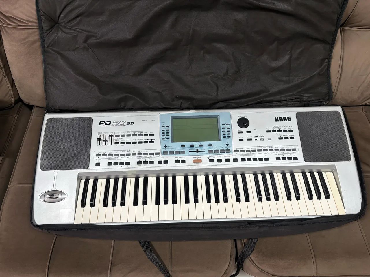 Teclado korg pa50 