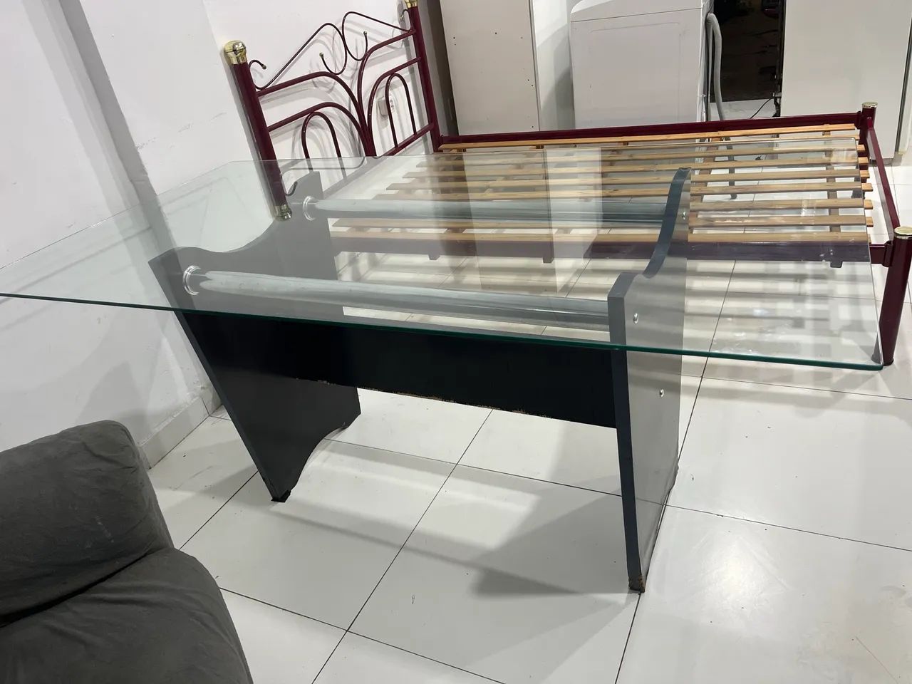 Mesa de vidro 1,70 x 90 - Foto 2