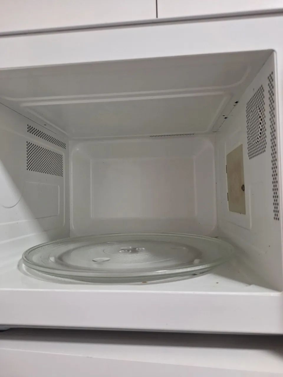 Micro-ondas Electrolux Branco - Funcionando Perfeitamente.  - Foto 2