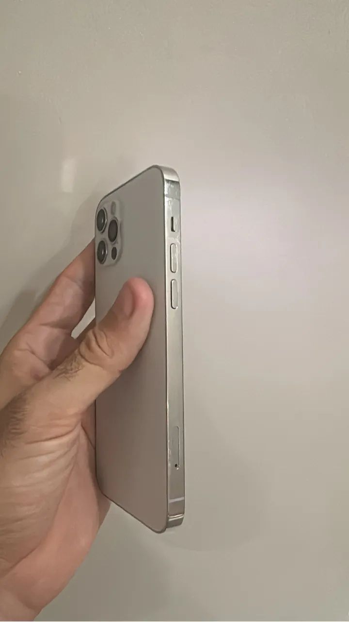 iPhone 12 Pro 256 - Celulares e Smartphones - Vergel do Lago