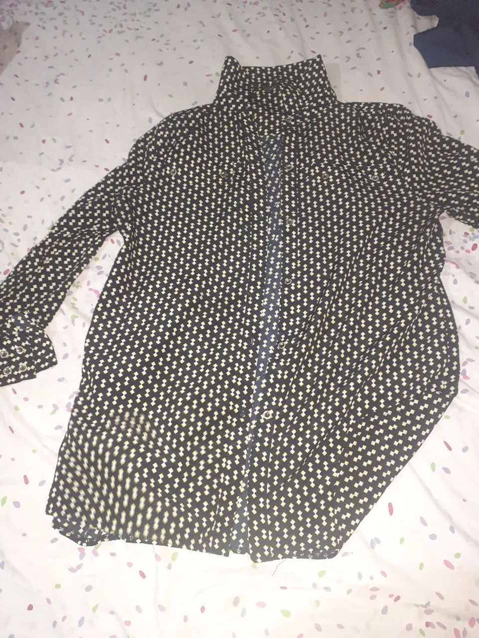 Roupas femininas semi novas preço bom  - Foto 5