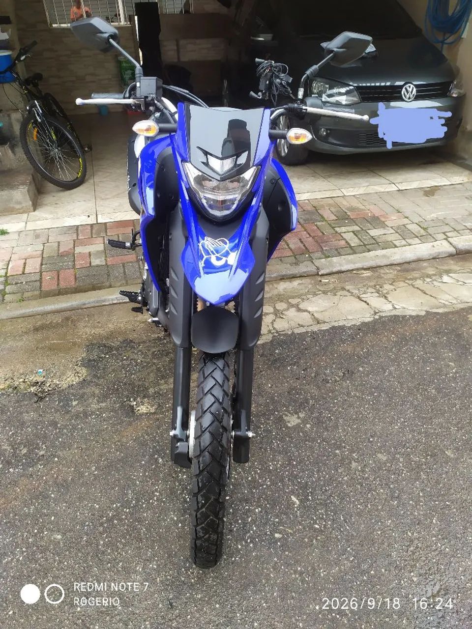 Lander 2024  baixo km