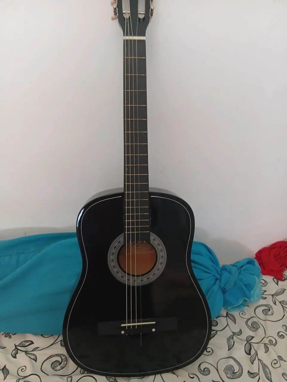 Vendo violão usado