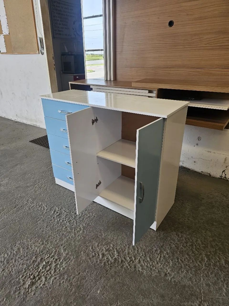 Cômoda Araruama 5 gavetas e 2 portas - Foto 2