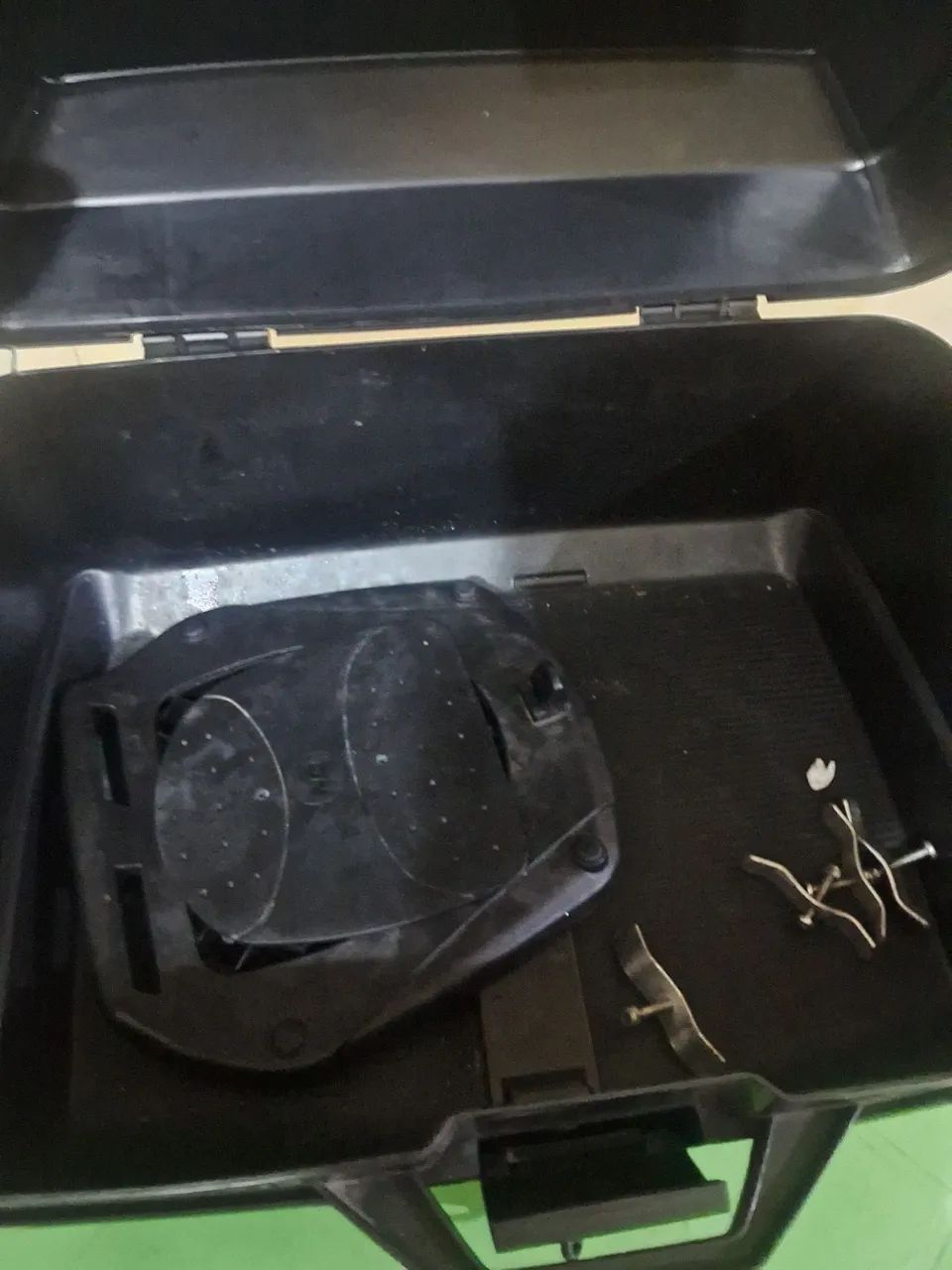Vendo um baú tracker  - Foto 2