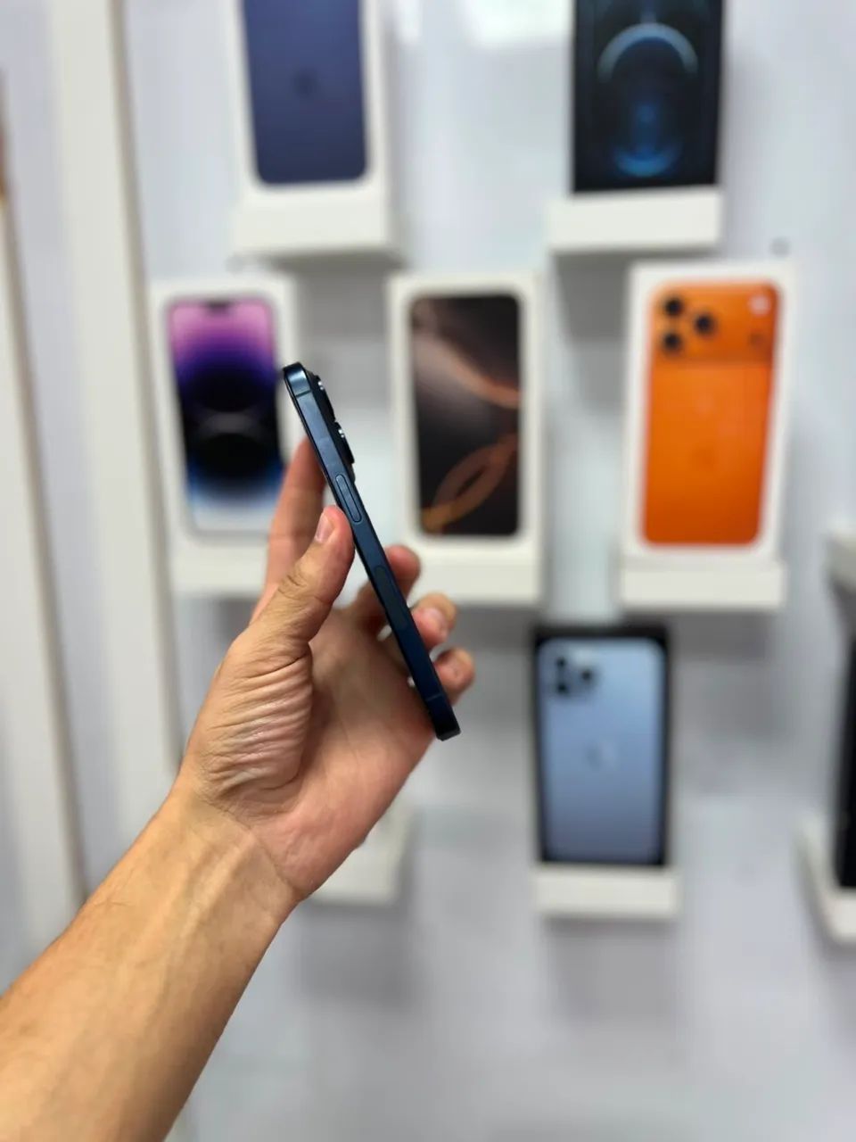iPhone 15 Pro - 128GB ?3.699,00 - Foto 5