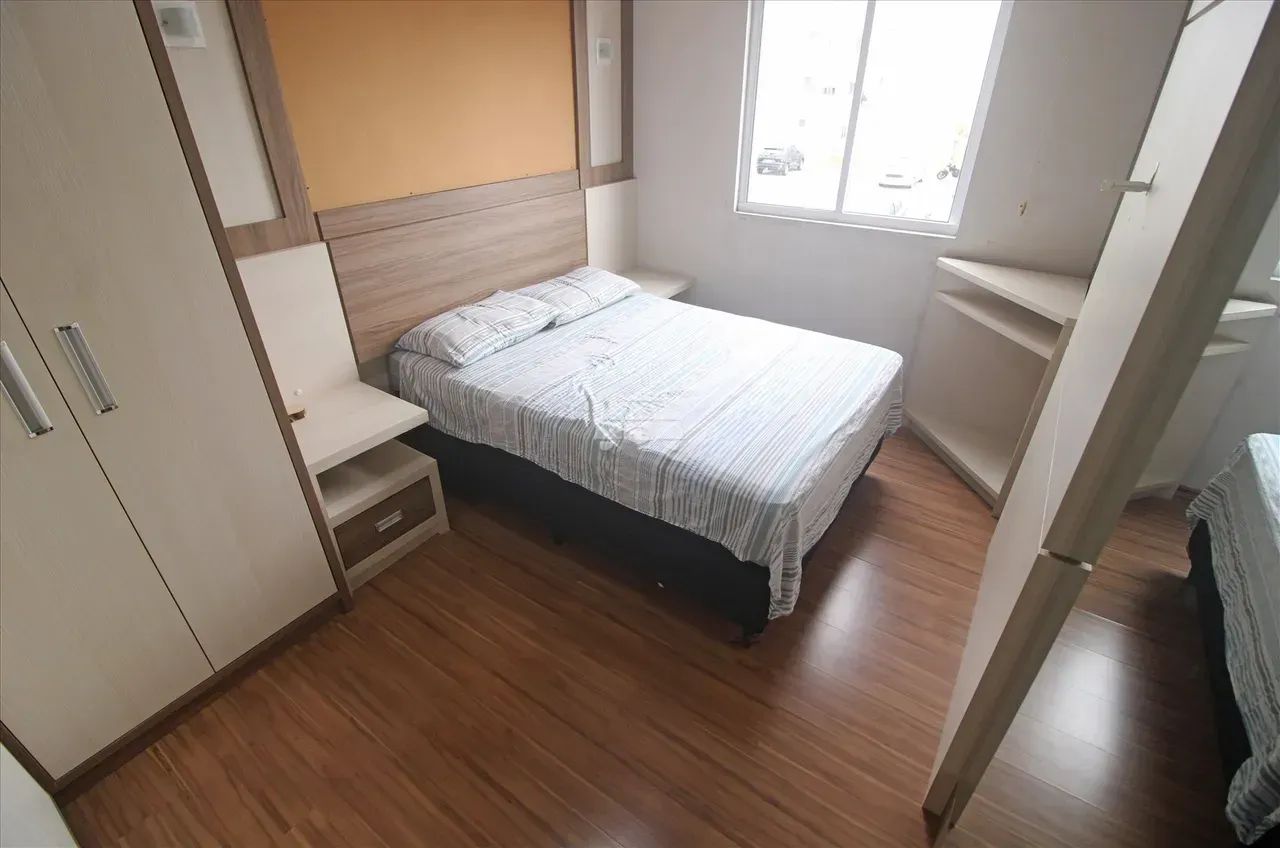 Apartamento semi-mobiliado com 02 dormitórios - Foto 3