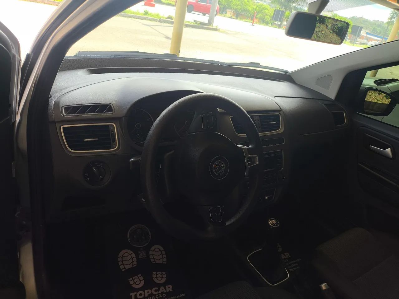 Volkswagen Fox 1.6 MI Total Flex 8V 5P 2014 - Foto 5
