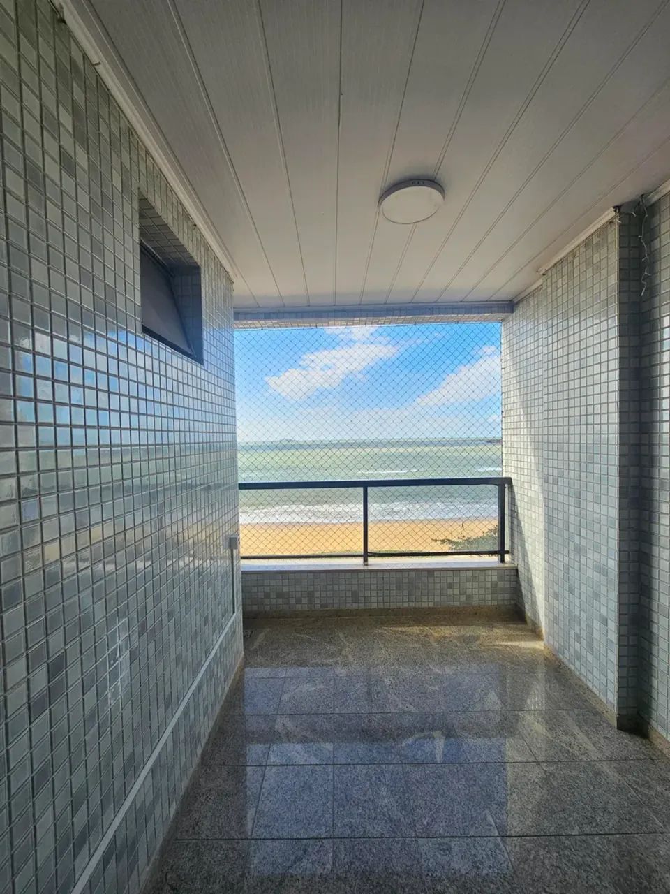 Edifício Narcizo Bianchi, 03 quartos frente mar