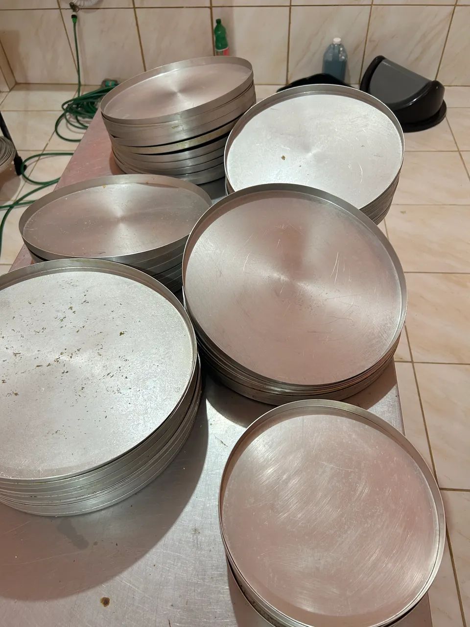 Formas de pizza G 35cm em alumínio  - Foto 2