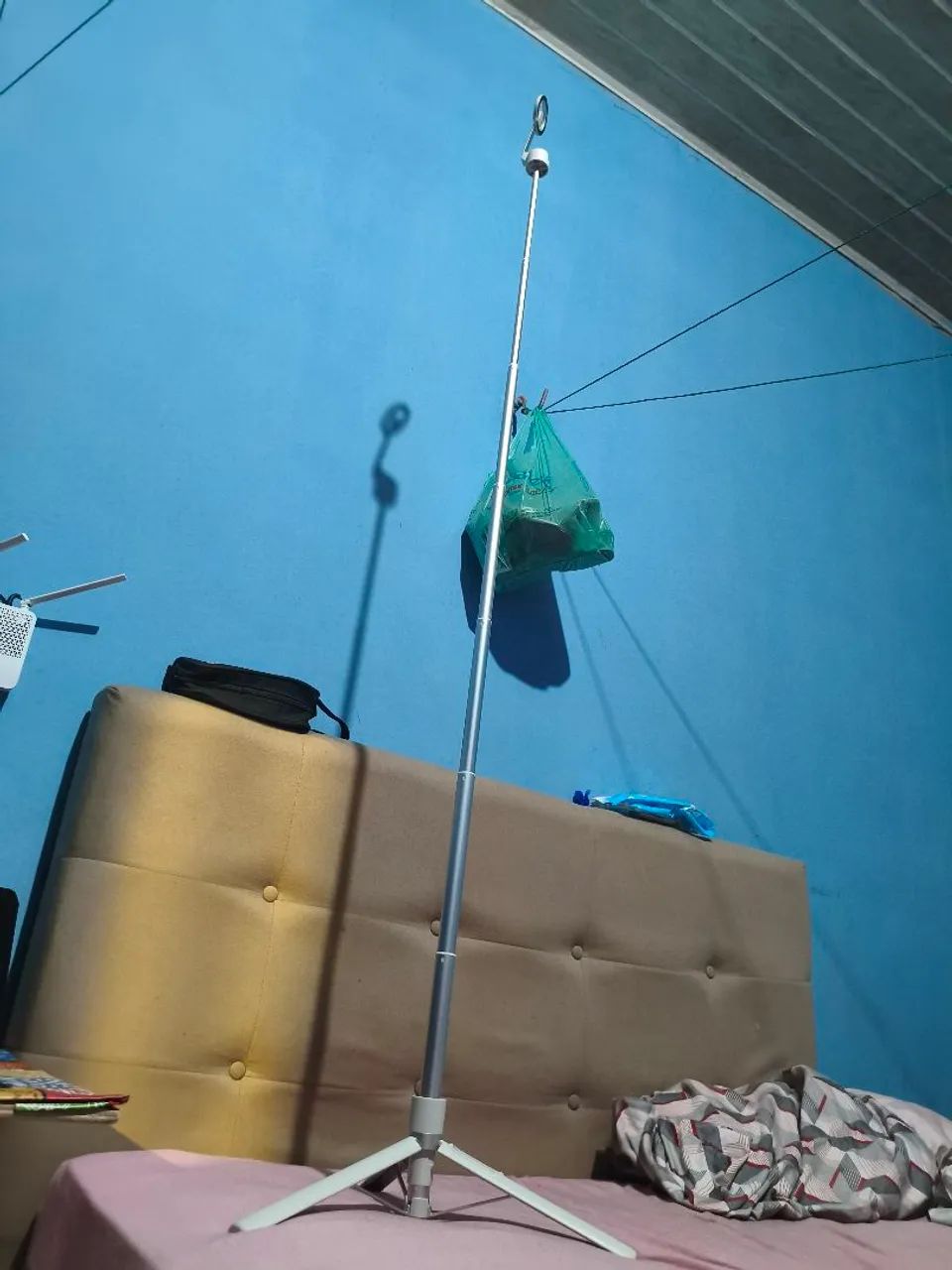 Tripé Magnético dobrável para celular (compatível com MagSafe) - Foto 3