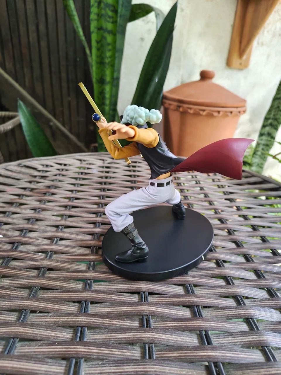 Dracule Mihawk One Piece Action Figure Original e Novo - Foto 4