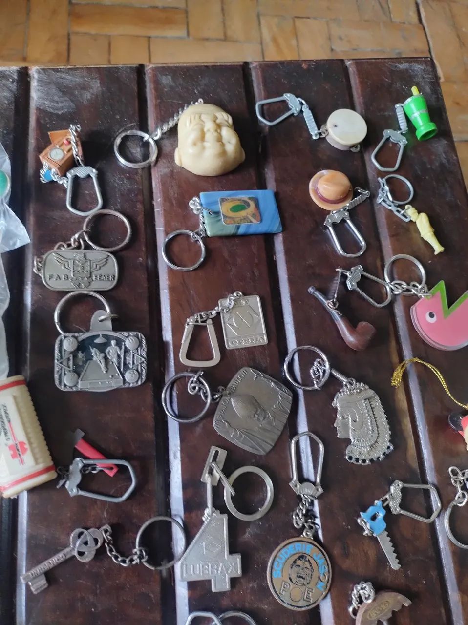 Lote de chaveiros diversos. - Foto 3