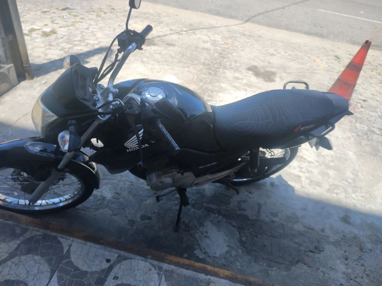 Honda.  Esdd.   2014 - Foto 2