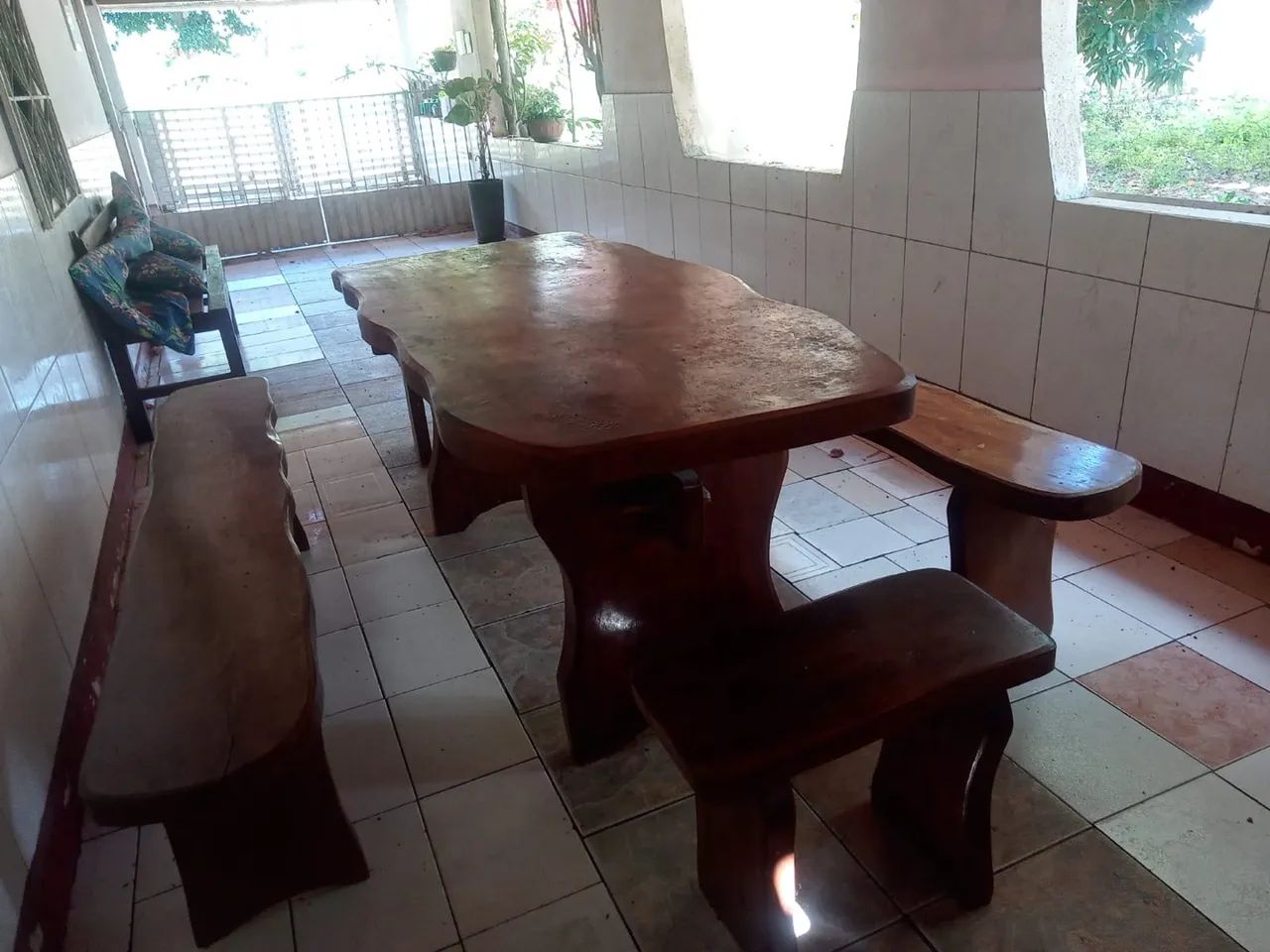 MESA DE MADEIRA DE JAQUEIRA - Foto 2