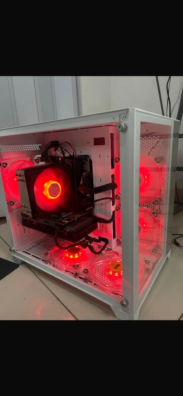 ? PC GAMER ? i7 + RX 5700 XT ?  