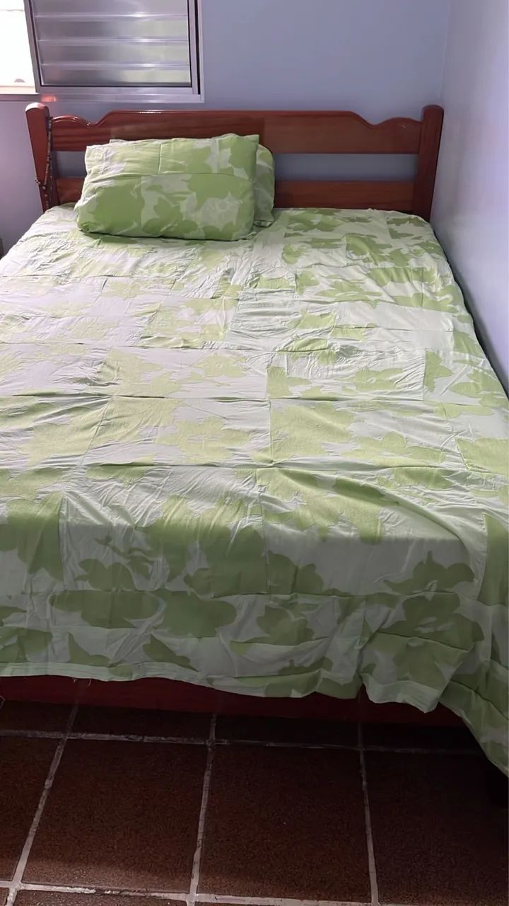 Vendo cama casal 