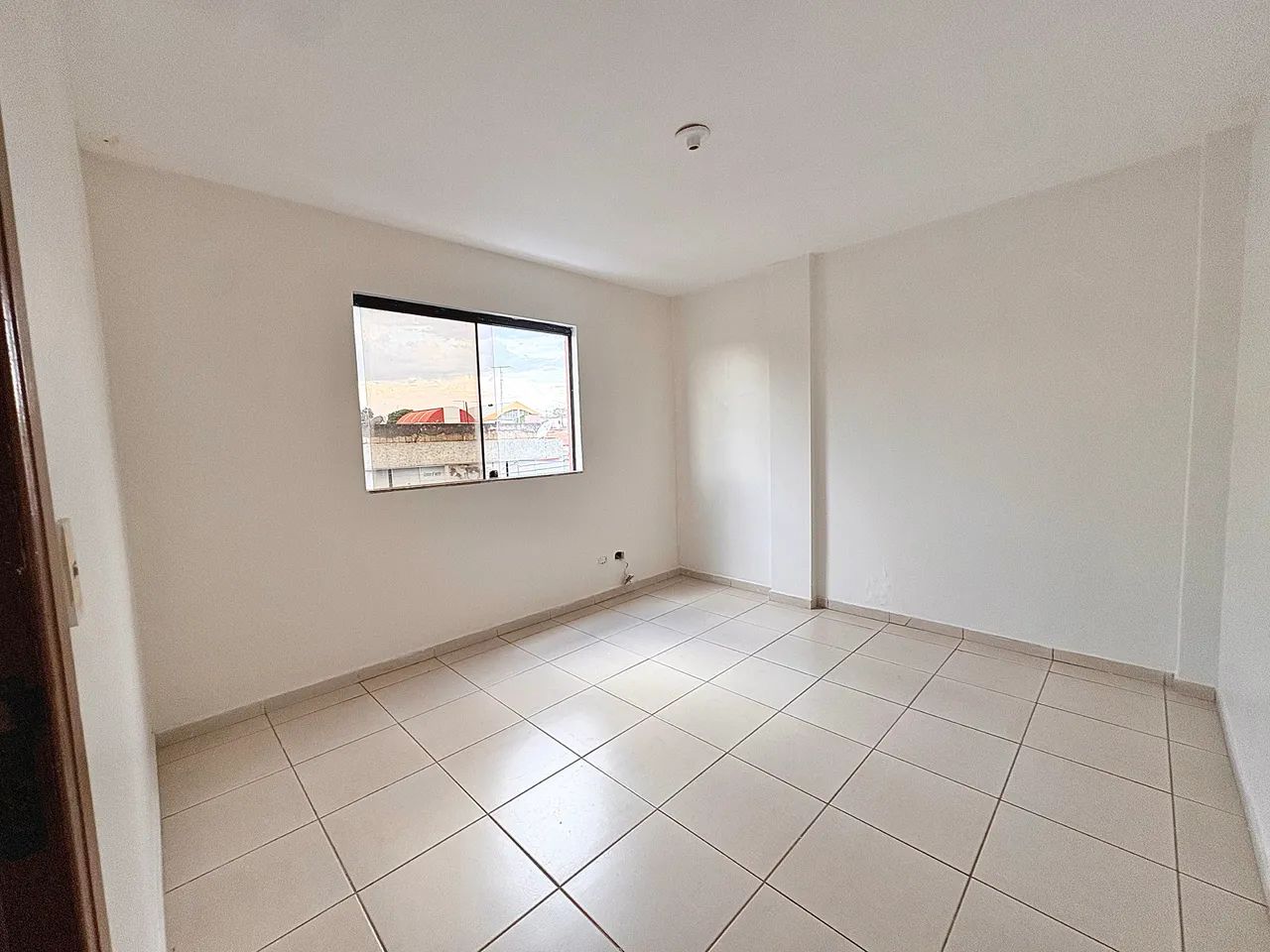 Alugo apartamento 2 quartos na SQ11 - centro de Cidade ocidental  - Foto 4