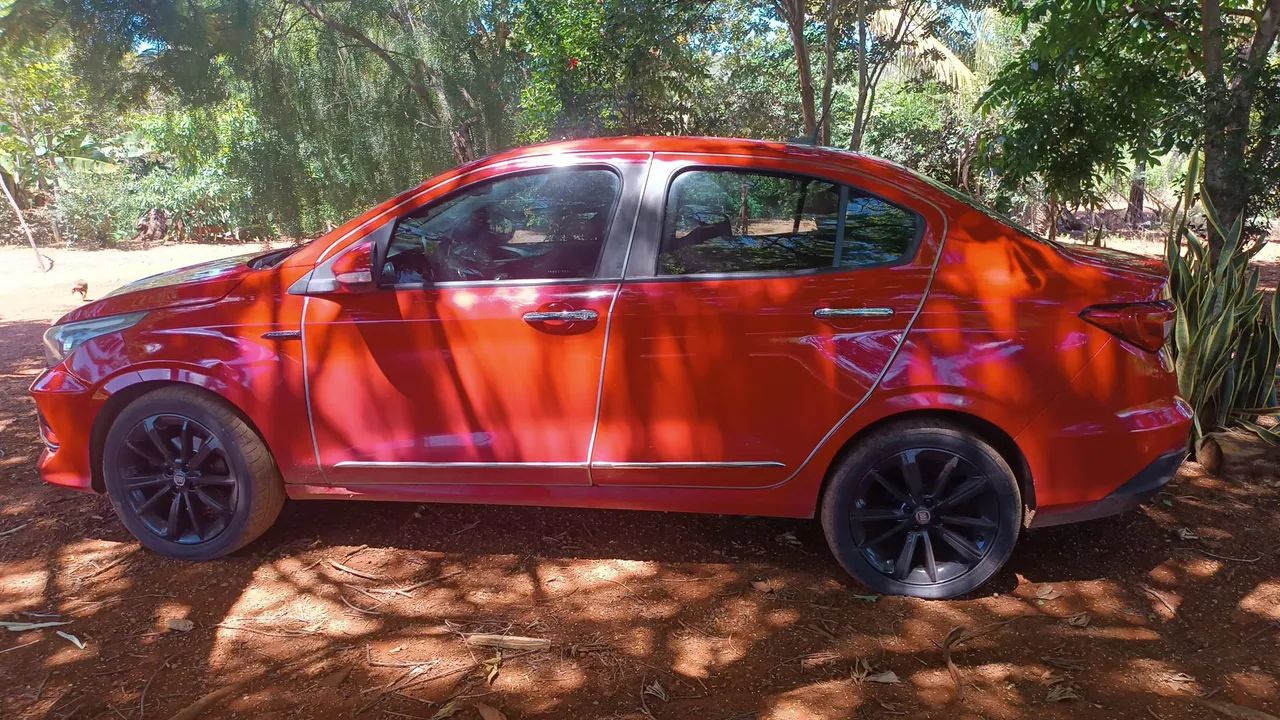 Fiat Cronos Precision 1.8 16V Flex Aut. 2019 - Foto 4