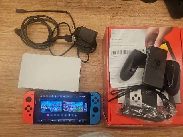 Nintendo Switch Oled, Caixa E Acessorios Originais