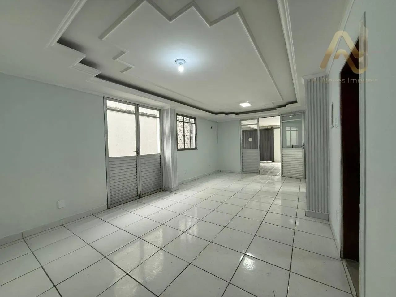 CASA RESIDENCIAL OU COMERCIAL COM 5 QUARTOS - Cachoeirinha - Foto 4
