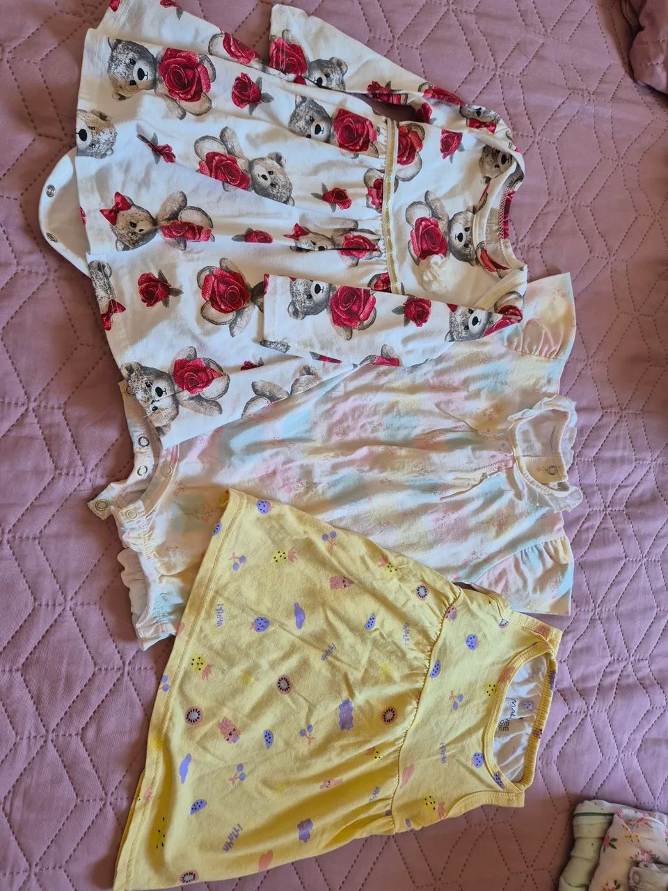 Roupinhas de bebê menina - 6 meses - Foto 2