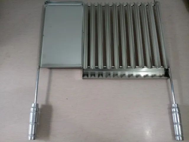 Excelentes grelhas profissionais de inox com chapa auxiliar - Foto 3