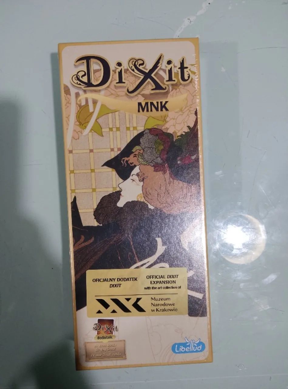 Jogo de tabuleiro Dixit Expansão MNK 