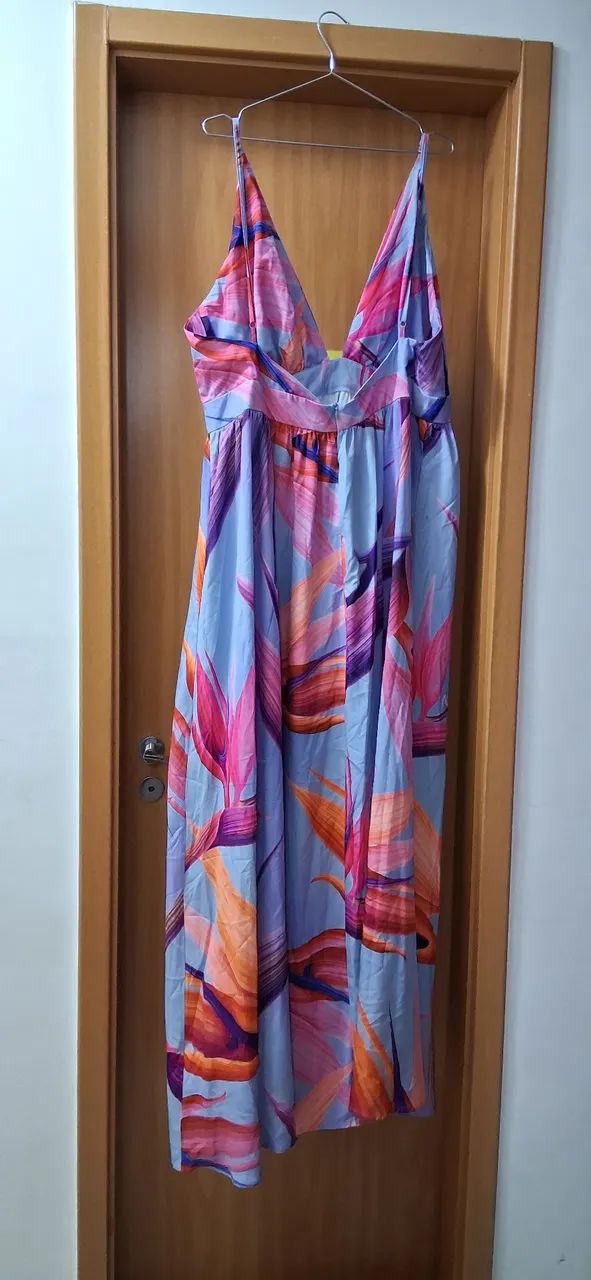 Vestido lindo Plus Size NUNCA USADO  - Foto 2
