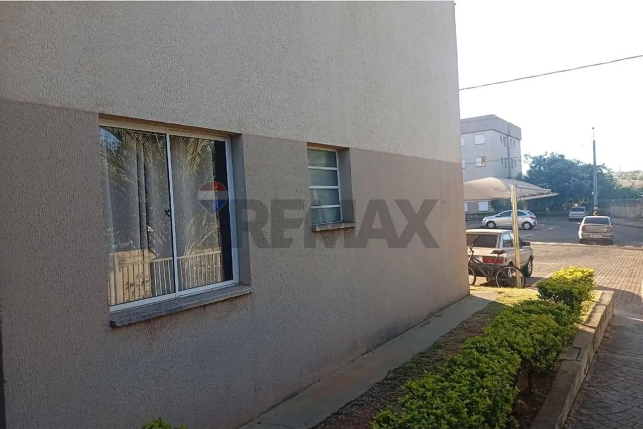 Apartamento 2 Quartos em Rebouças com Varanda - Foto 4