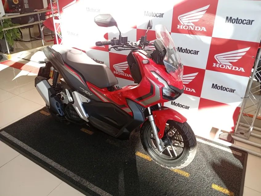 Honda ADV 150. - Foto 4
