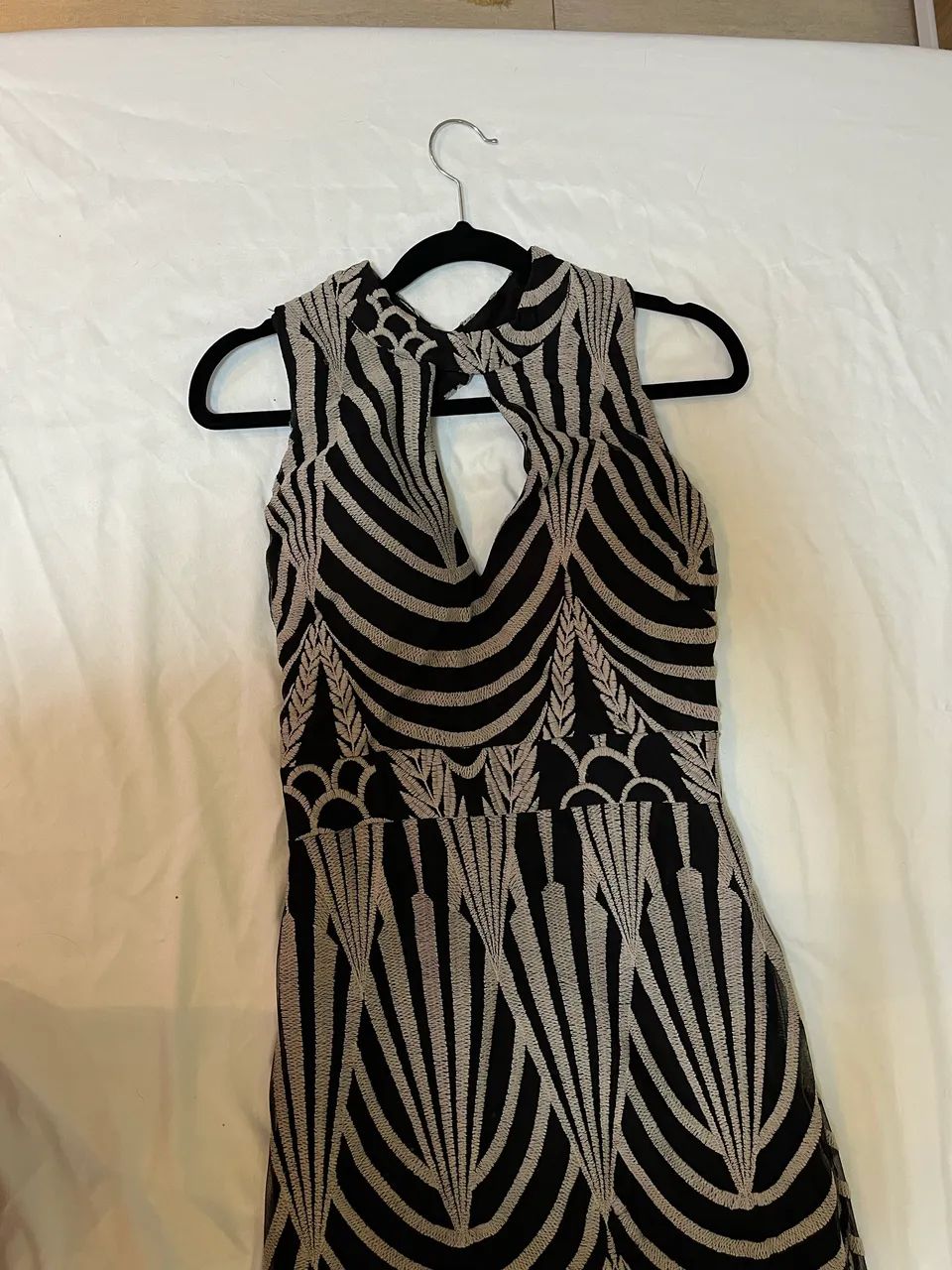 Vestido bordado para festa 