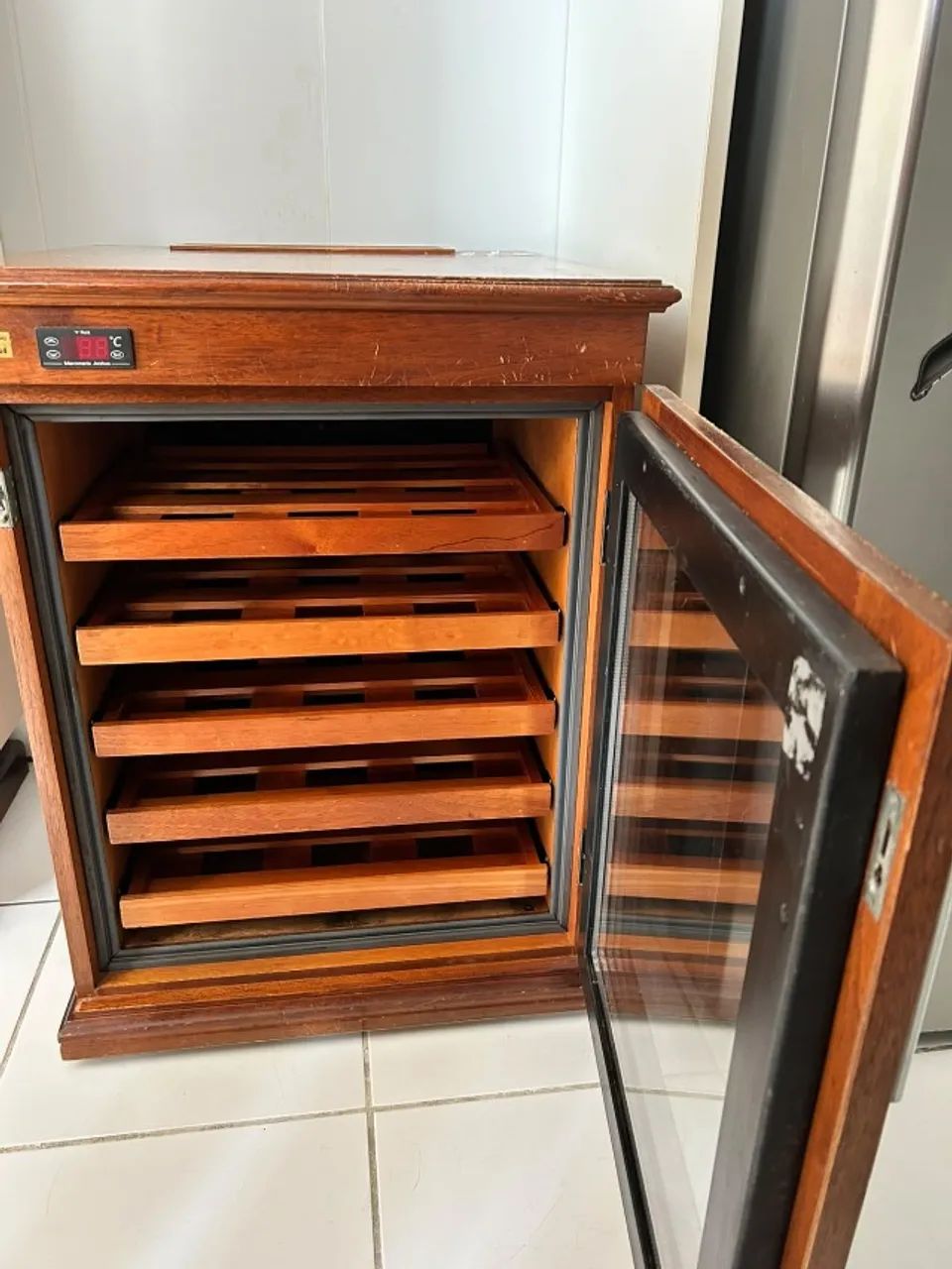 Adega de vinhos - Foto 4