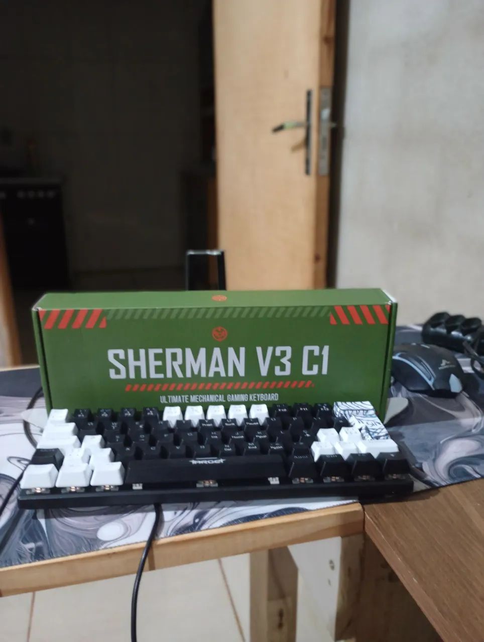 TECLADO TARGET SHERMAN V3 C1 - Foto 2
