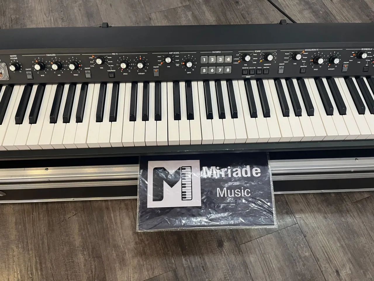 Korg Stage SV 1 88 + Hardcase - Instrumentos musicais - Anhangabaú