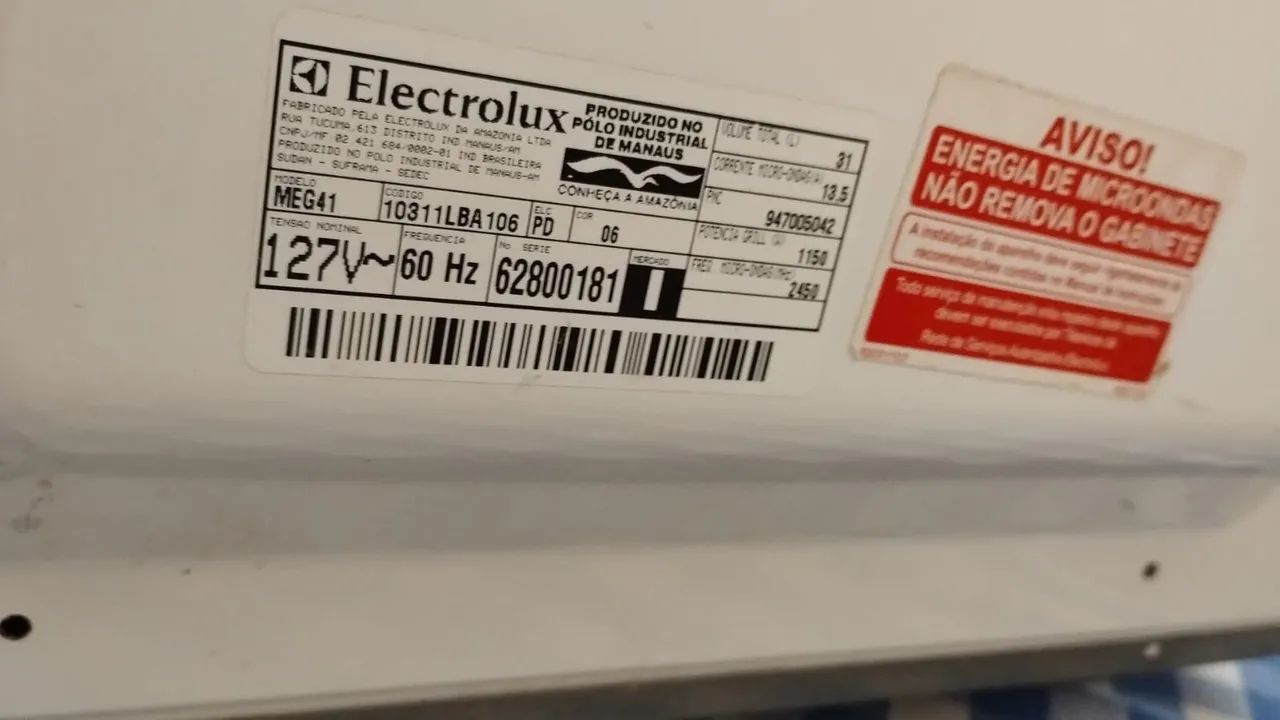 Microondas Eletrolux 31 litros branco  - Foto 2
