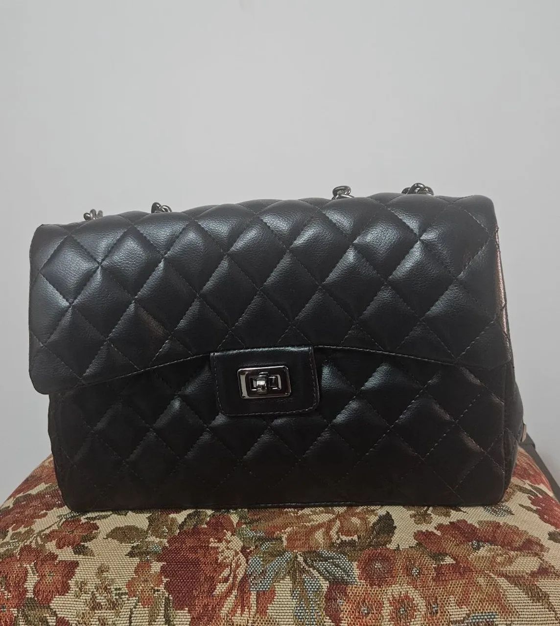 Bolsa Preta Matelassê  Maria Milão