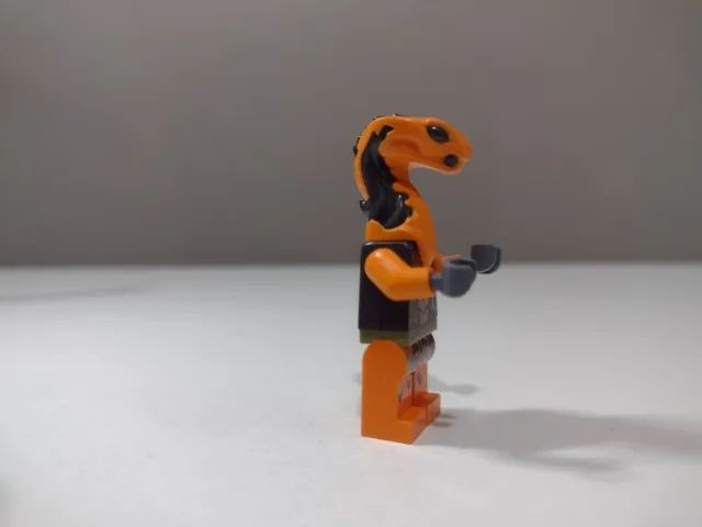 minifigura lego cobra mechanich com acessório - Foto 4