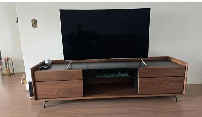 Rack de TV em Madeira 