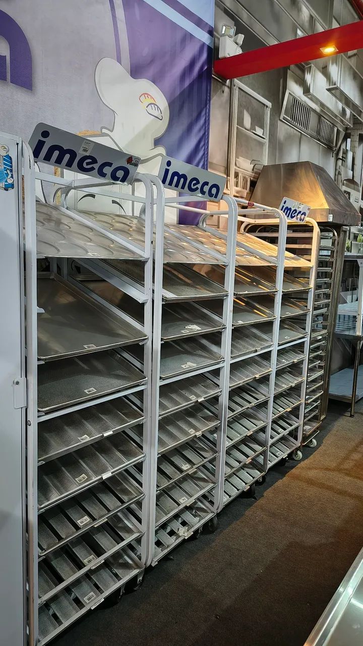 Expositor de Pães Imeca Pintura Epóxi com 9 Bandejas